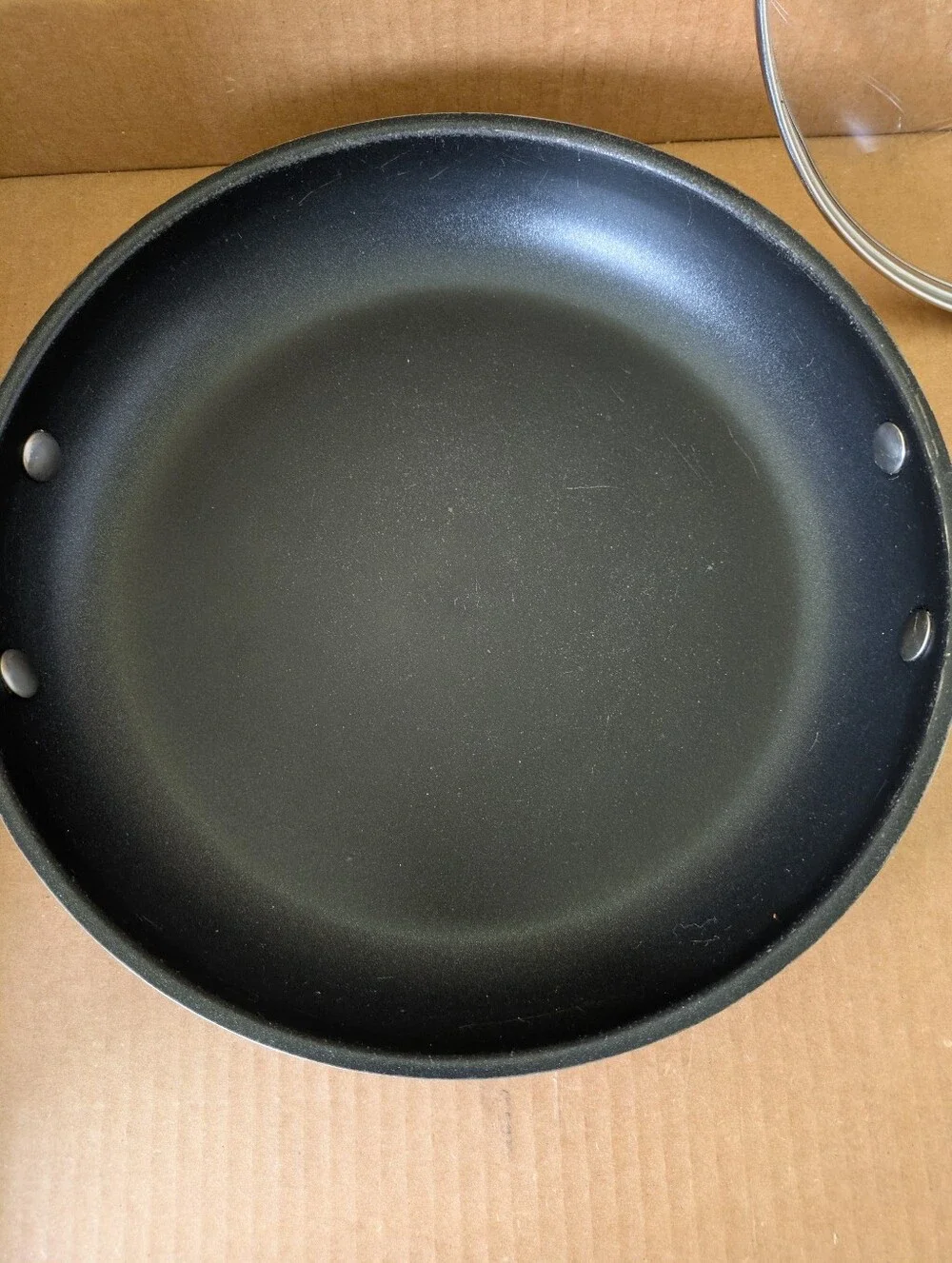 Cuisinart Stainless Steel Skillet with Lid 12 Inch Model 722-30 HNS Non Stick